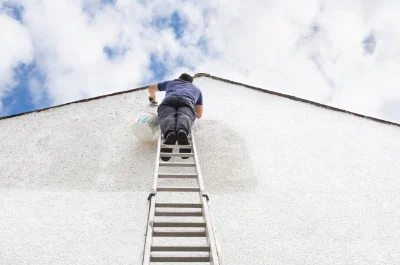 Peinture extérieure à Correns — façades et ravalement